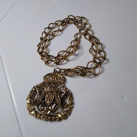 Vintage Crown Shield And Dagger Coat Of Arms Large Metal Pendant Necklace - Picture 1 of 16